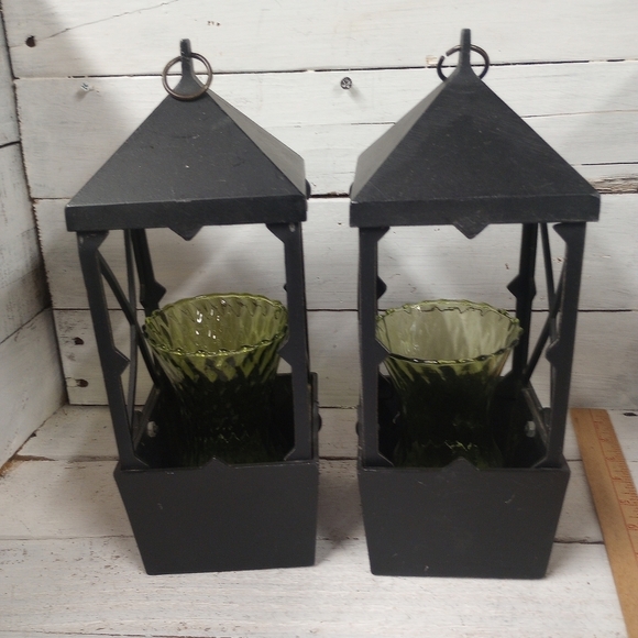 Homco Set of 2 Black Metal Lanterns With Green Glass Votives, Rustic Farmhouse - Picture 1 of 7